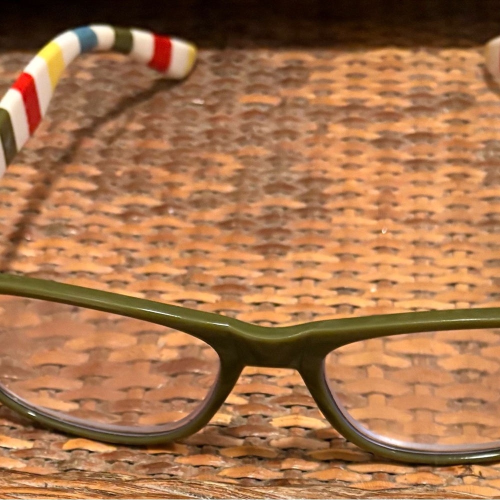 Vibrant ladies Glasses with Striped Arms soft matching case included